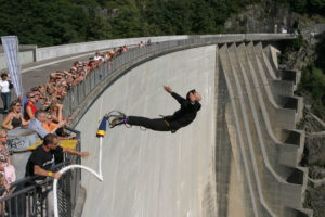 007 VIP Event auf der Bungy Jump Anlage im Verzascatal | Trekking Team AG