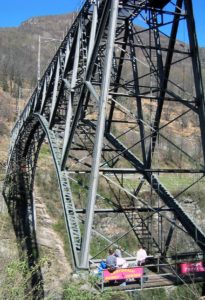 Trekking Team AG Centovalli Brücke Bungy