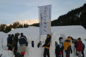 Schneebar & Schneeskulpturen Bau | Trekking Team AG