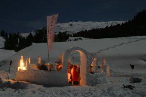 Schneebar & Schneeskulpturen Bau | Trekking Team AG
